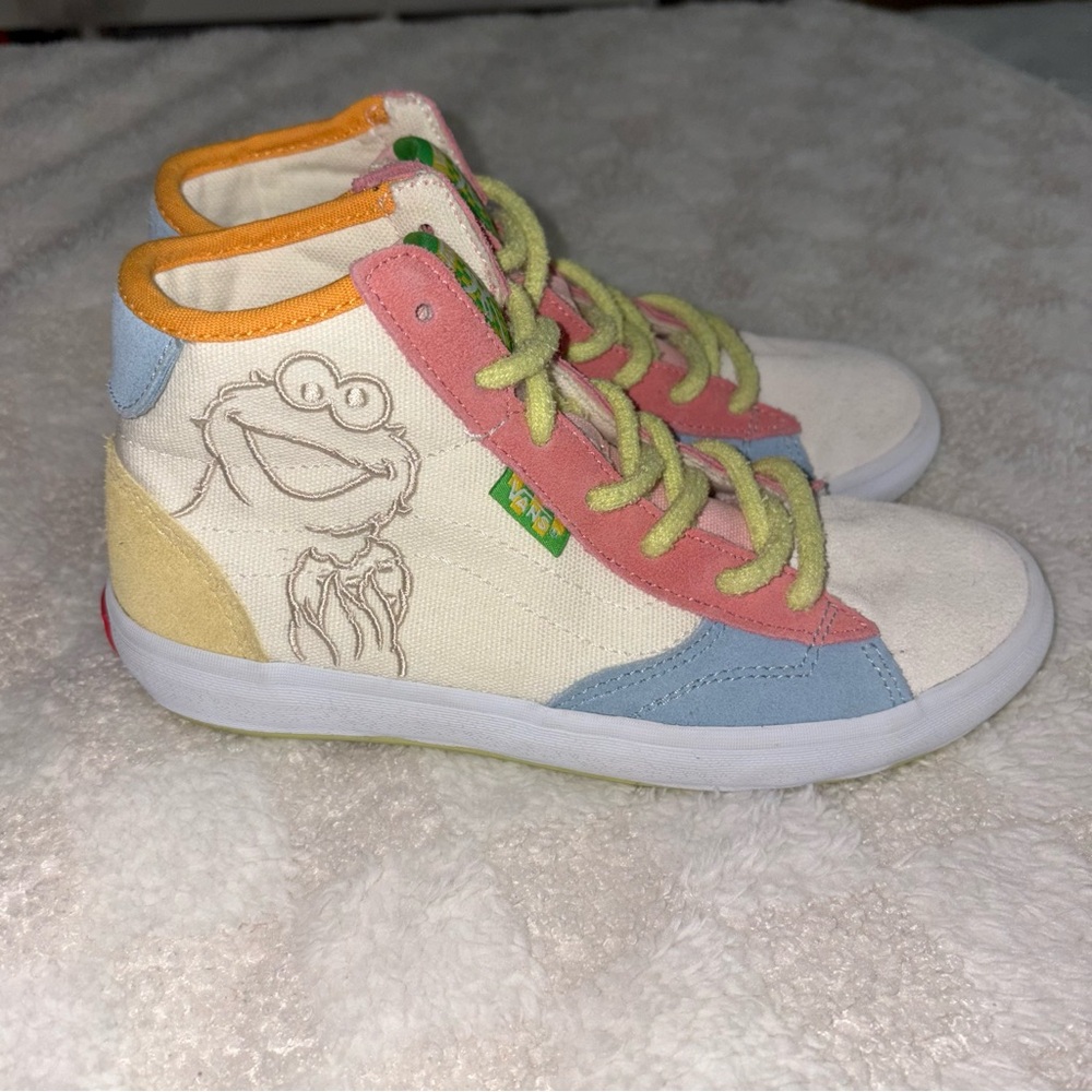 Sesame Street x Vans The Lizzie Kids 'Embroidered Characters • Youth Size 3